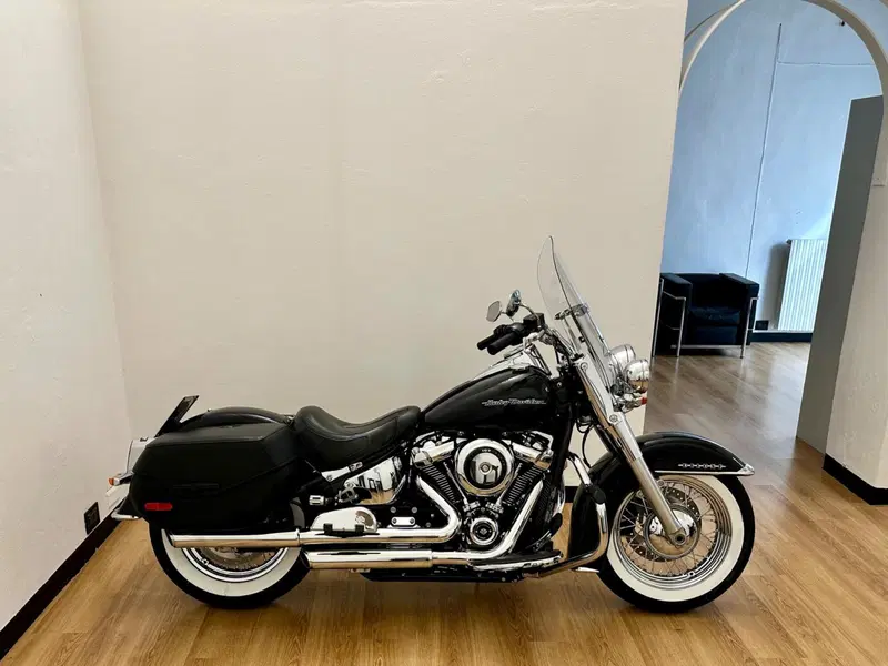 Harley-Davidson 107 Deluxe (2018 - 20) - FLDE