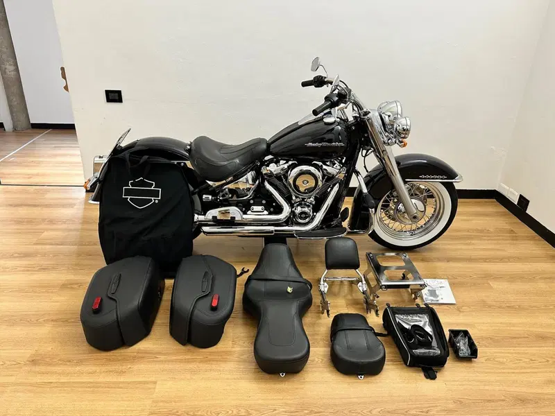 Harley-Davidson 107 Deluxe (2018 - 20) - FLDE (2)