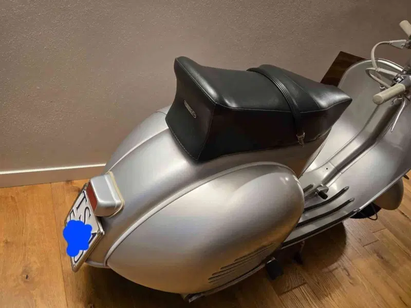 Piaggio Vespa (VSB1T) 150 GS (3)