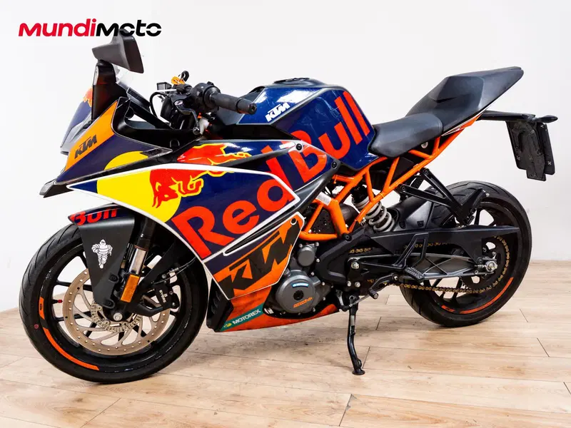 KTM RC 390 (2022 - 26) (8)