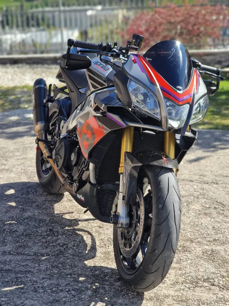 Aprilia Tuono V4 RR (2015 - 17) (6)
