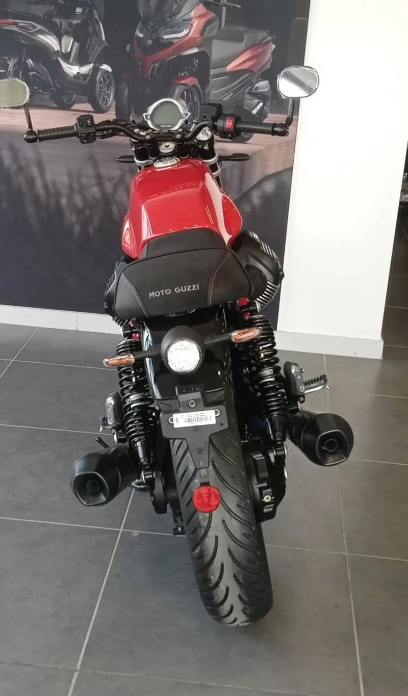 Moto Guzzi V7 Sport (2025 - 26) (6)