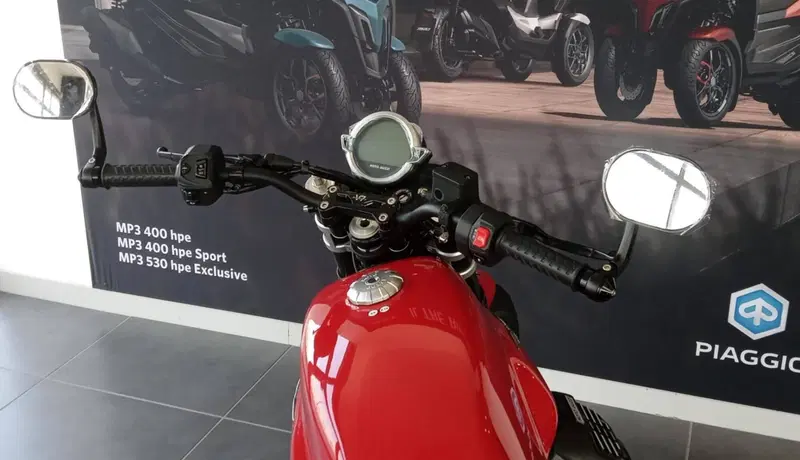 Moto Guzzi V7 Sport (2025 - 26) (8)