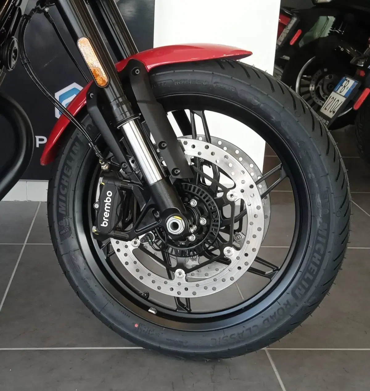 Moto Guzzi V7 Sport (2025 - 26) (11)
