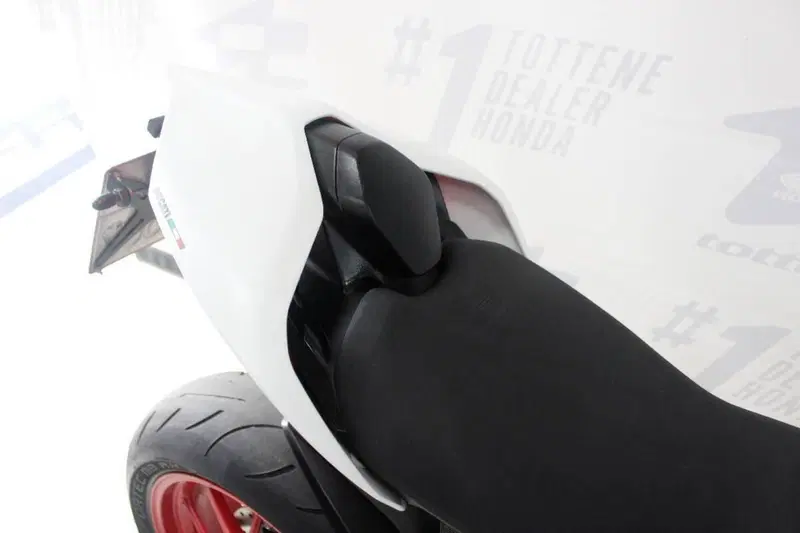 Ducati Panigale V2 (2021 - 24) (6)