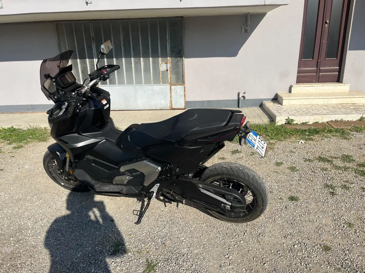 Honda X-ADV 750 DCT Adventure (2021 - 24) (4)