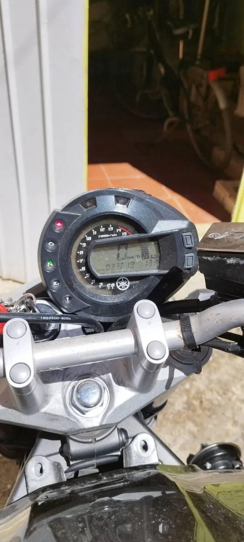 Yamaha FZ6 (2004 - 07) (2)