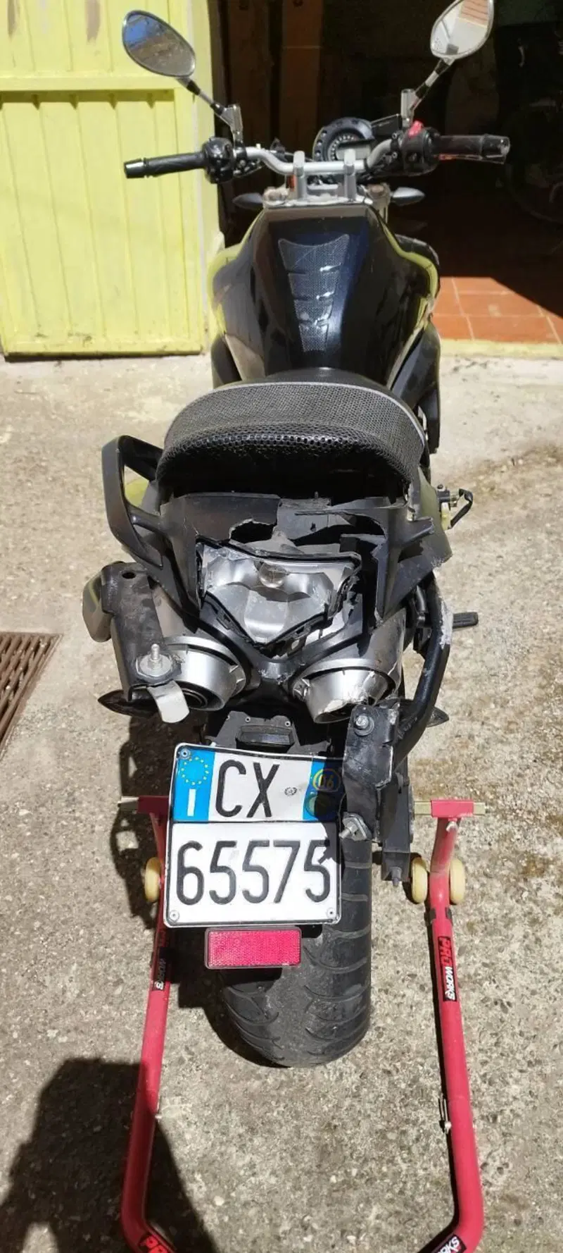Yamaha FZ6 (2004 - 07) (6)