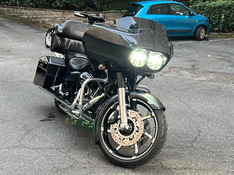 Harley-Davidson 1800 Road Glide Custom (2013) - FLTRXSE (7)