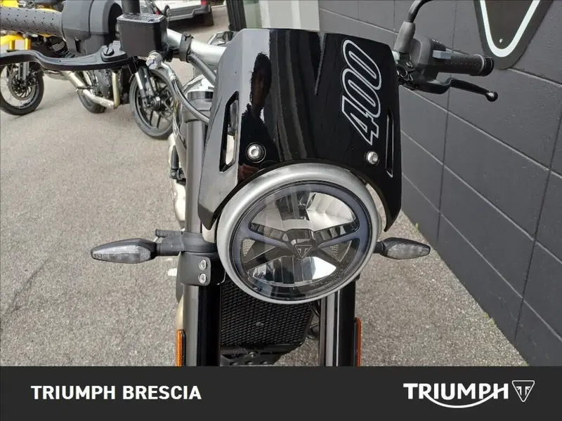 Triumph Tracker 400 (2026) (6)