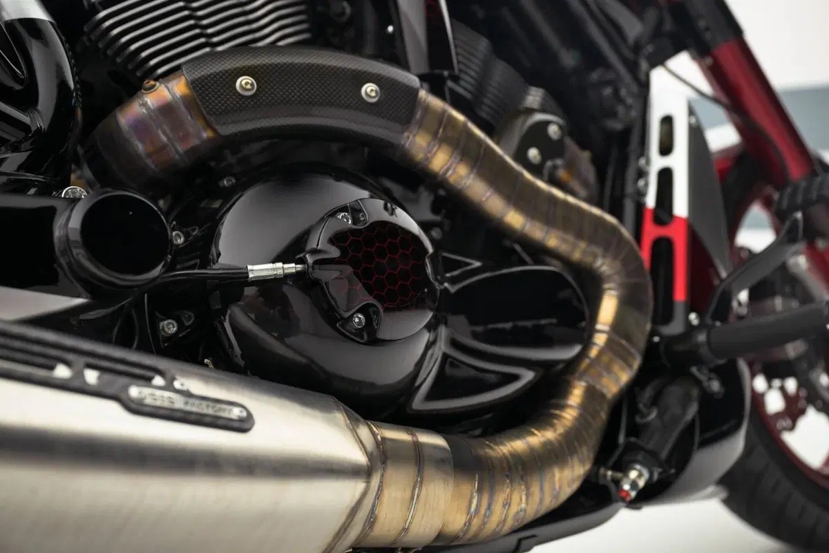 Harley-Davidson 1130 Street Rod (2006 - 07) - VRSCR (7)