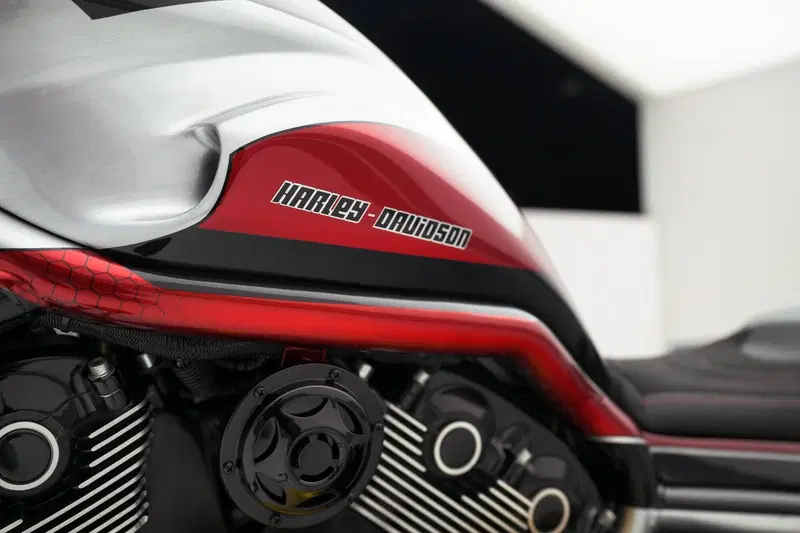 Harley-Davidson 1130 Street Rod (2006 - 07) - VRSCR (17)
