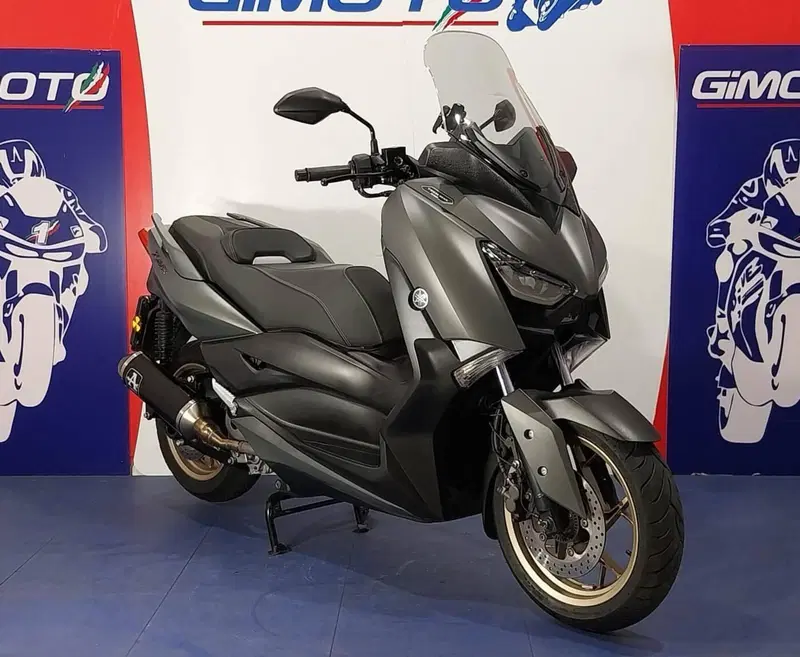 Yamaha X-Max 300 Tech Max (2021 - 24) (2)
