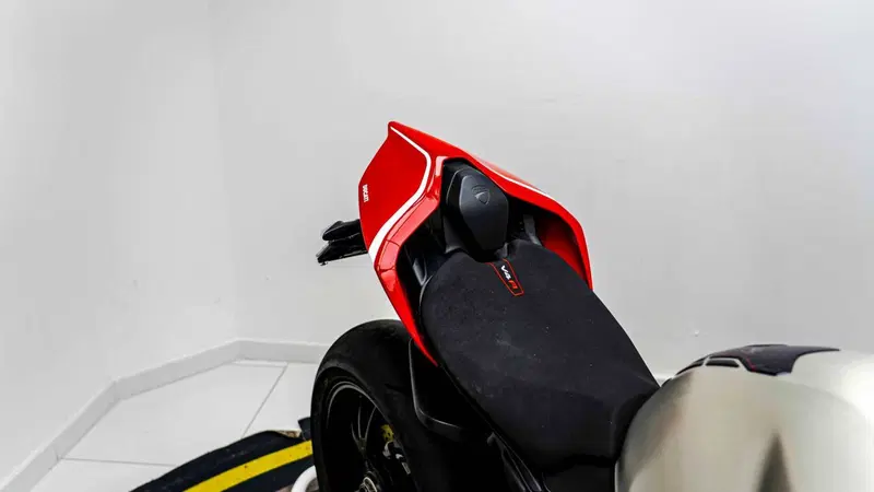 Ducati Panigale V4 R 1000 (2019 - 20) (10)