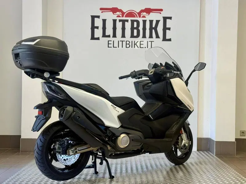 Kymco AK 575 Premium (2025 - 26) (6)