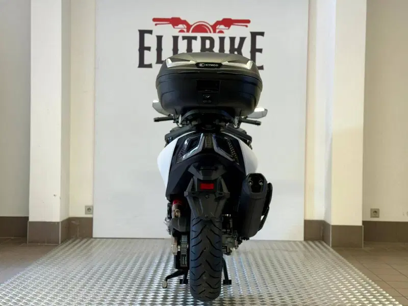 Kymco AK 575 Premium (2025 - 26) (7)