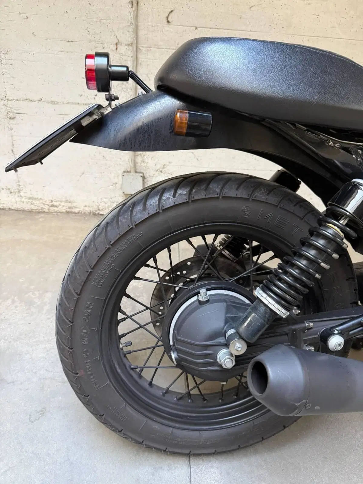 Moto Guzzi V7 Classic (2008 - 12) (13)