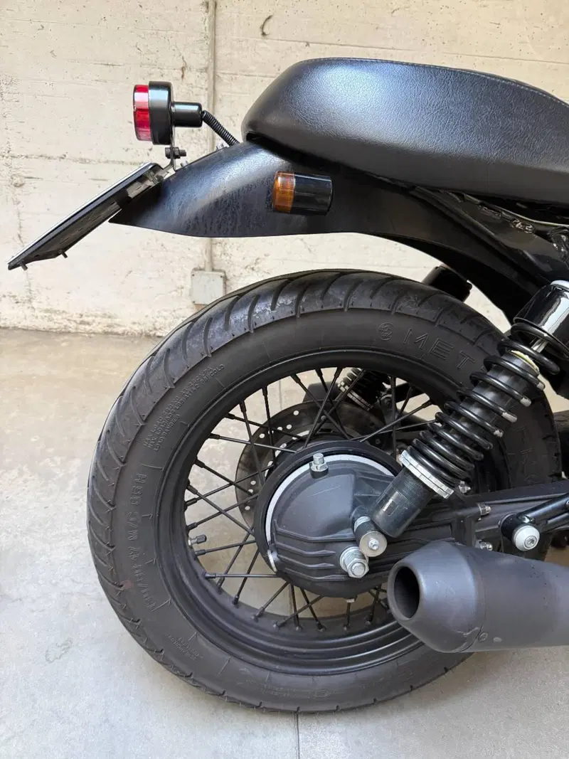 Moto Guzzi V7 Classic (2008 - 12) (13)