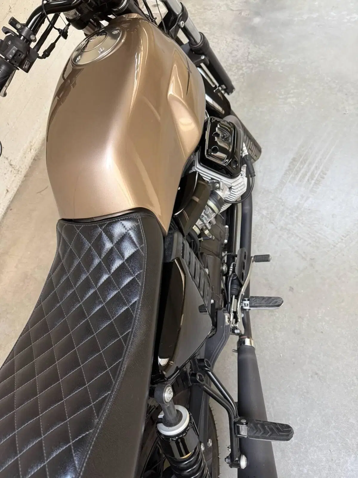 Moto Guzzi V7 Classic (2008 - 12) (17)