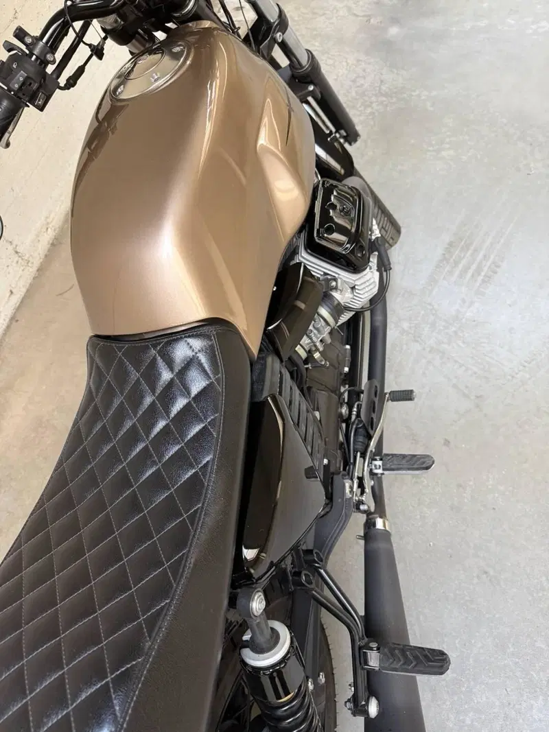 Moto Guzzi V7 Classic (2008 - 12) (17)