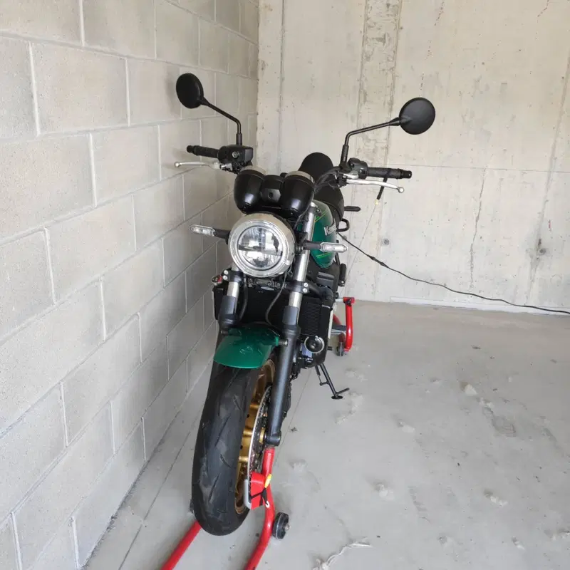 Kawasaki Z 650 RS (2022 - 24) (3)