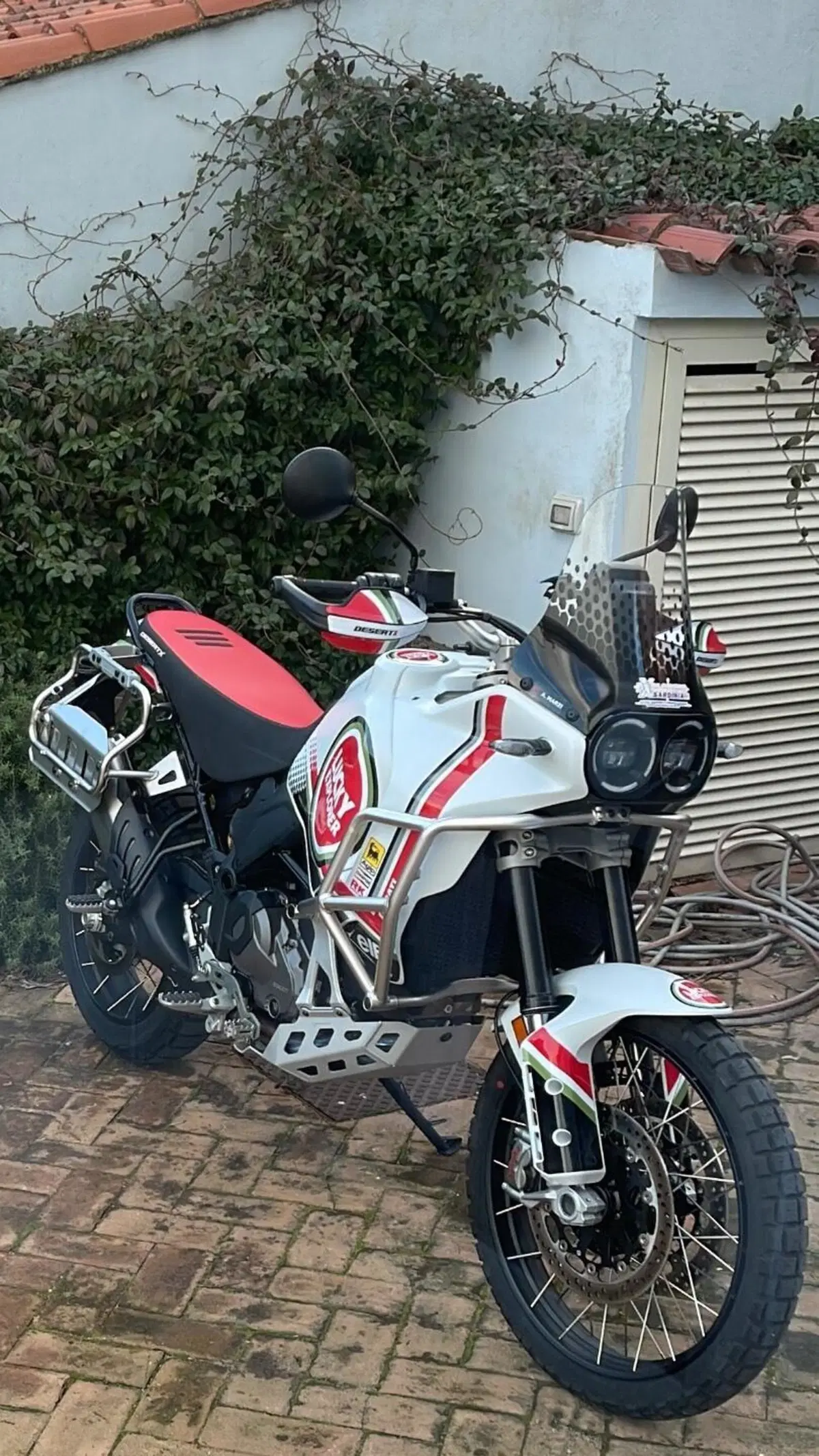 Ducati DesertX (2022 - 25) (4)