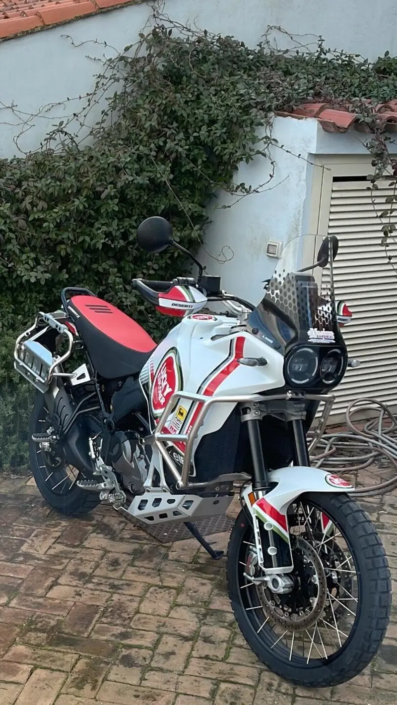 Ducati DesertX (2022 - 25) (4)