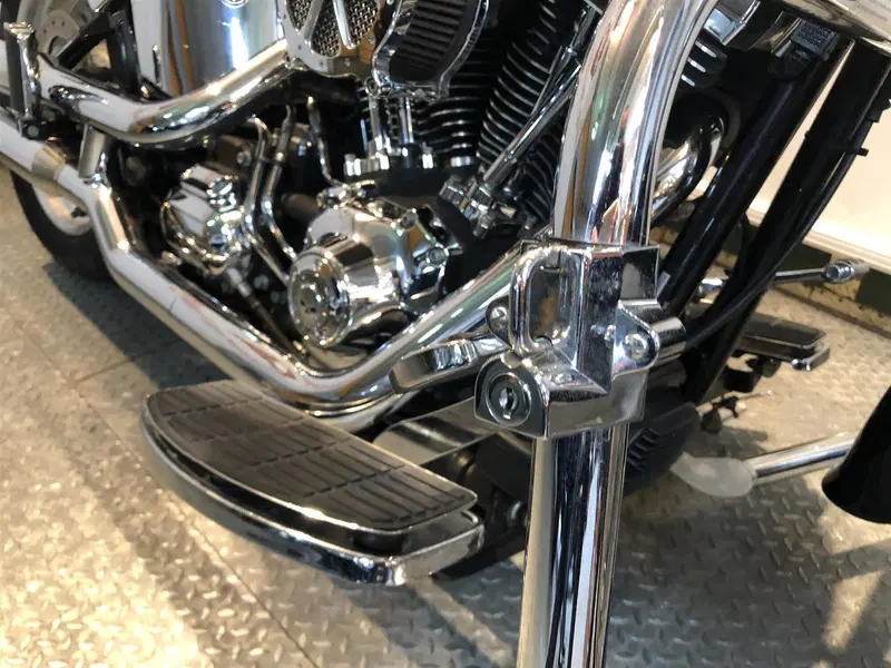 Harley-Davidson 1584 Fat Boy (2006 - 07) - FLSTF (9)