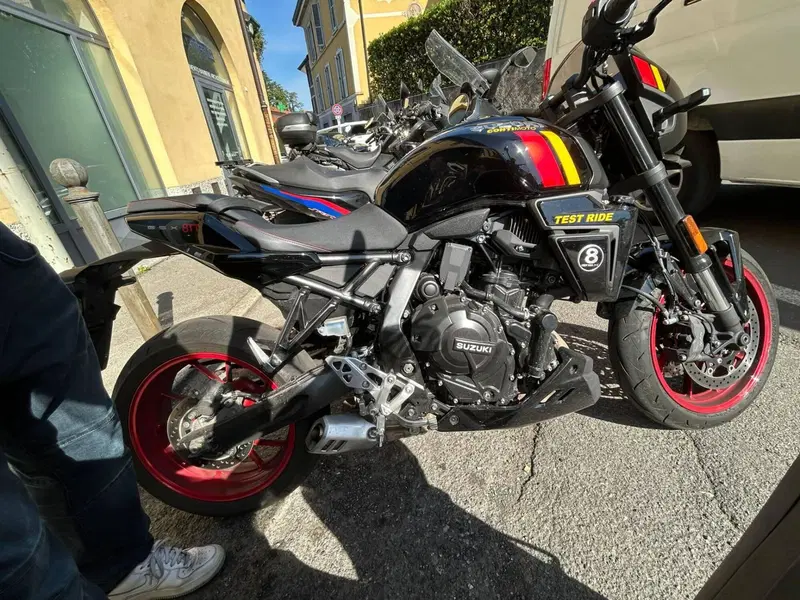 Suzuki GSX-8TT (2025 - 26) (2)
