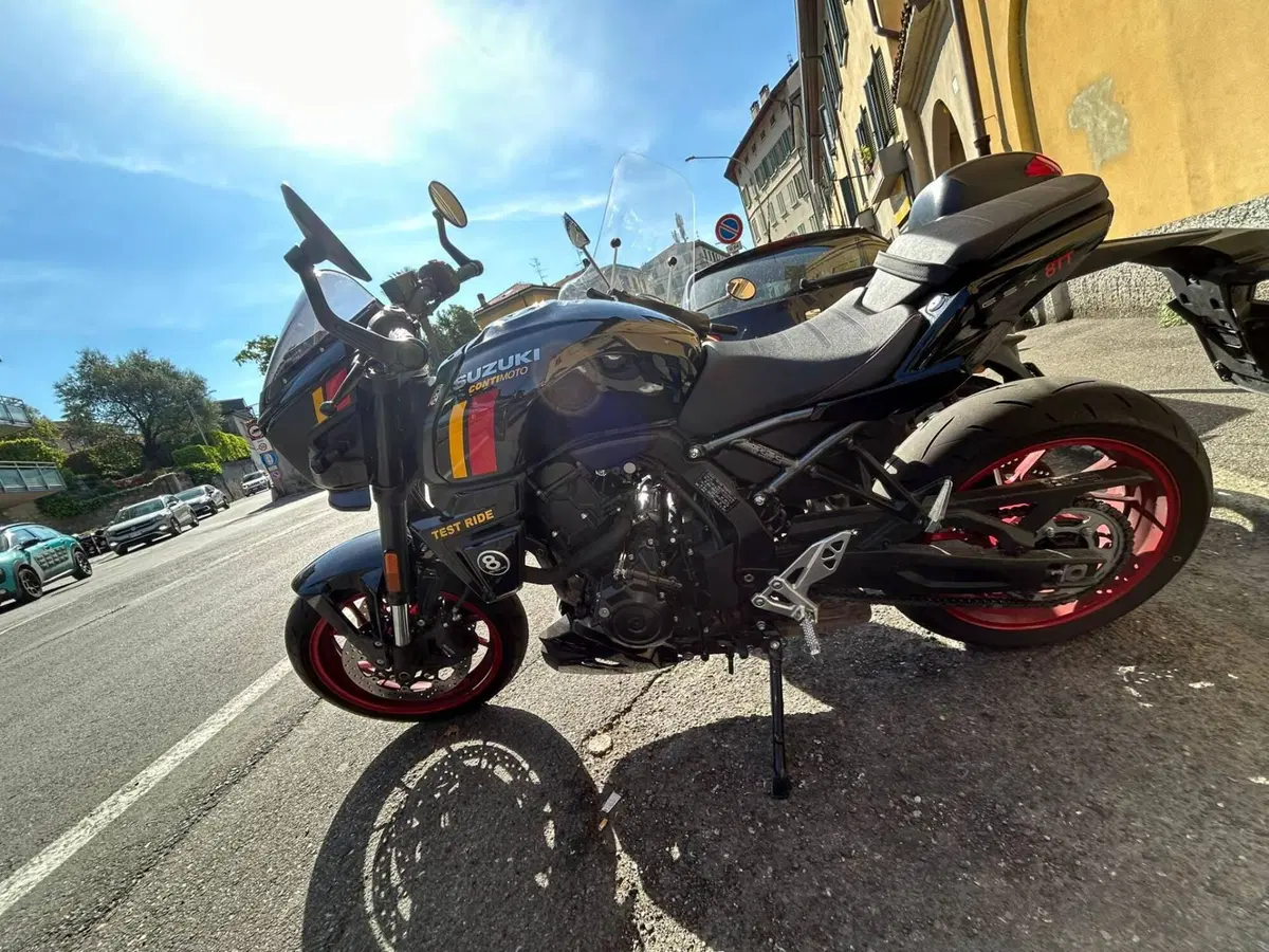 Suzuki GSX-8TT (2025 - 26)