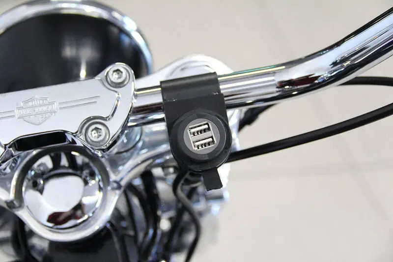 Harley-Davidson 1584 Super Glide Custom (2008 - 13) - FXDC (11)