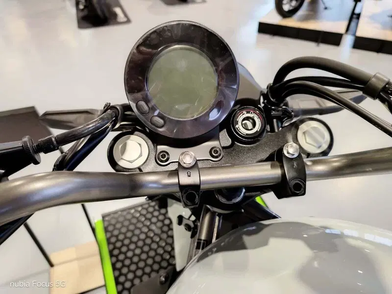 Kawasaki Eliminator 500 (2024 - 26) (5)