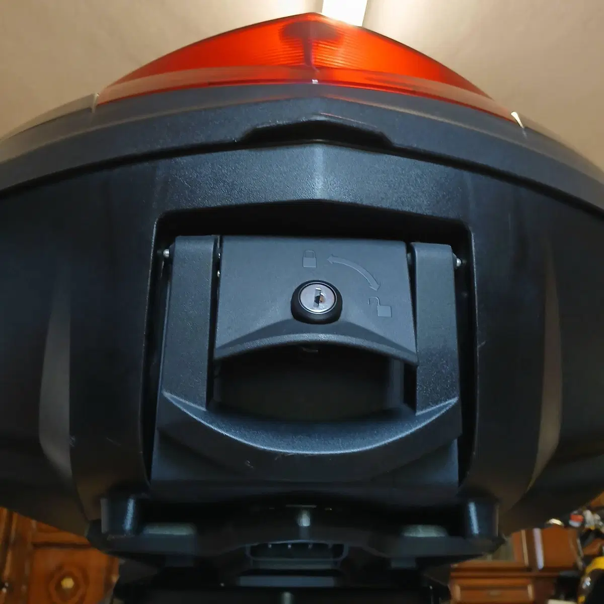 bauletto originale yamaha con piastra ,come nuovo (3)