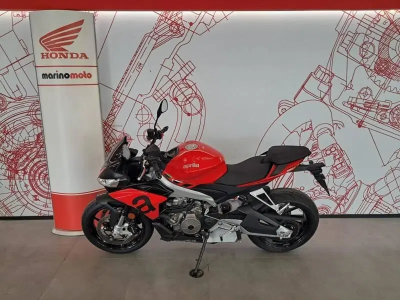 Aprilia Tuono 660 (2021 - 25) (2)