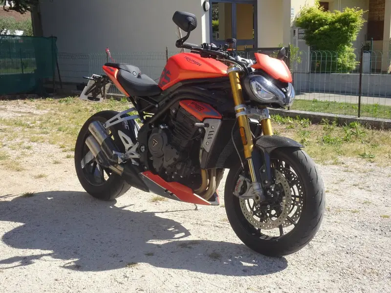 Triumph Speed Triple 1200 RS (2021 - 24) (5)