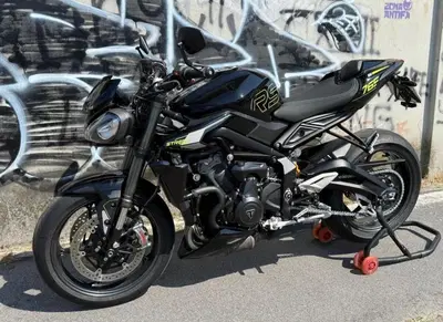 Triumph Street Triple 765 RS (2023 - 26) usata