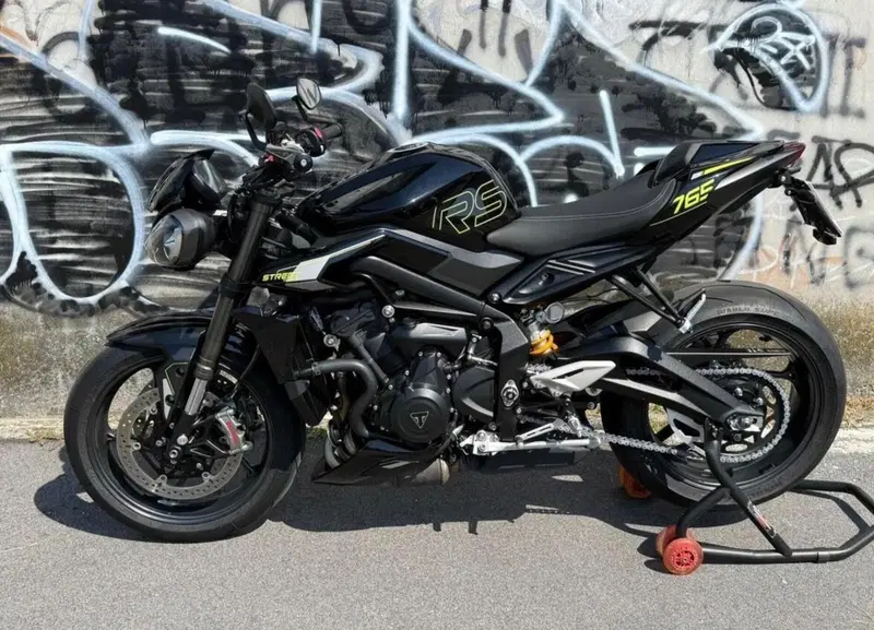 Triumph Street Triple 765 RS (2023 - 26) (2)