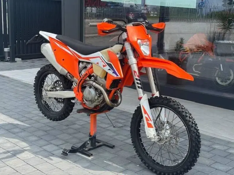 KTM 250 EXC-F (2023) (2)