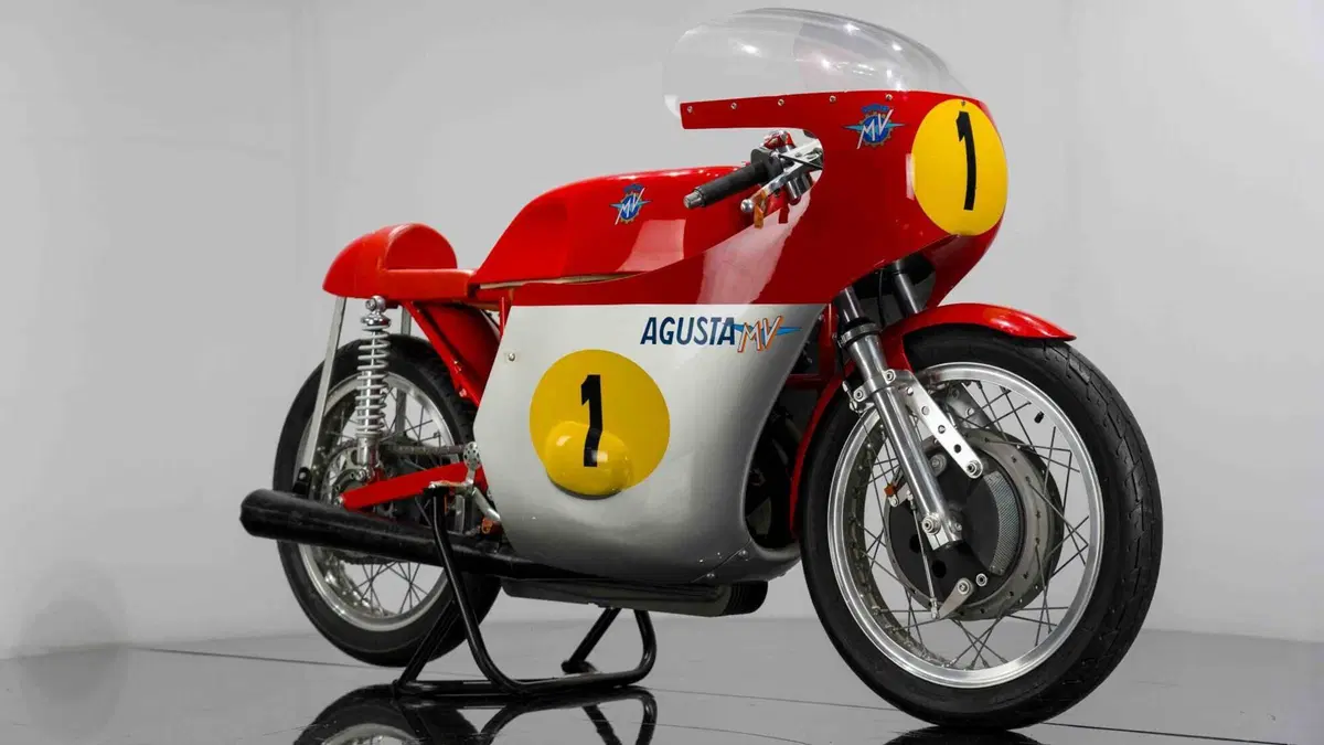MV Agusta 500 GP replica Giacomo Agostini (3)