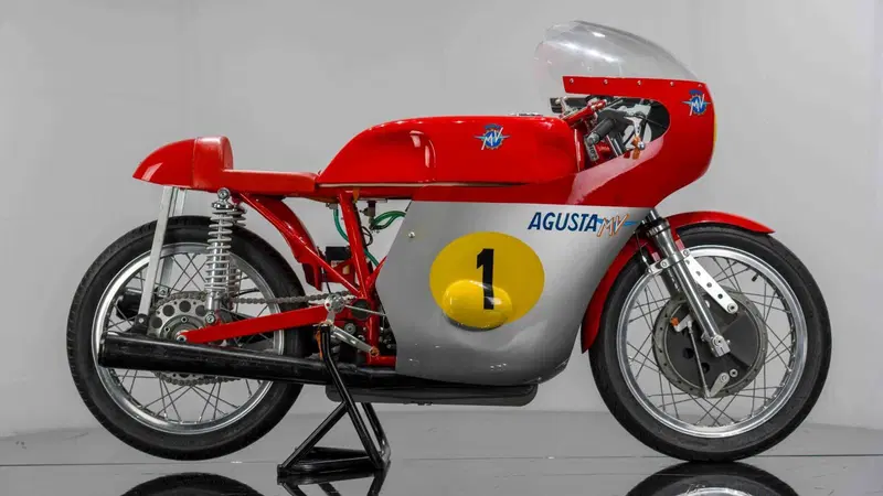 MV Agusta 500 GP replica Giacomo Agostini (4)