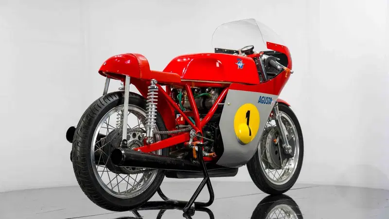 MV Agusta 500 GP replica Giacomo Agostini (5)