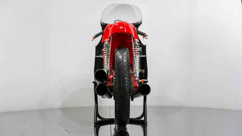 MV Agusta 500 GP replica Giacomo Agostini (6)