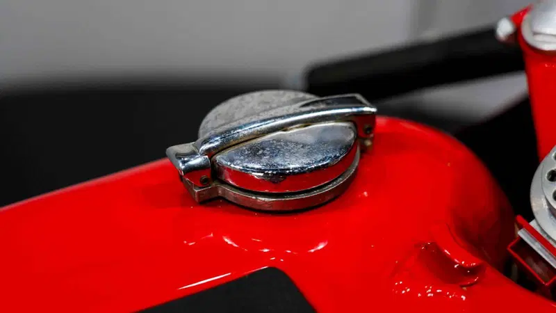 MV Agusta 500 GP replica Giacomo Agostini (10)