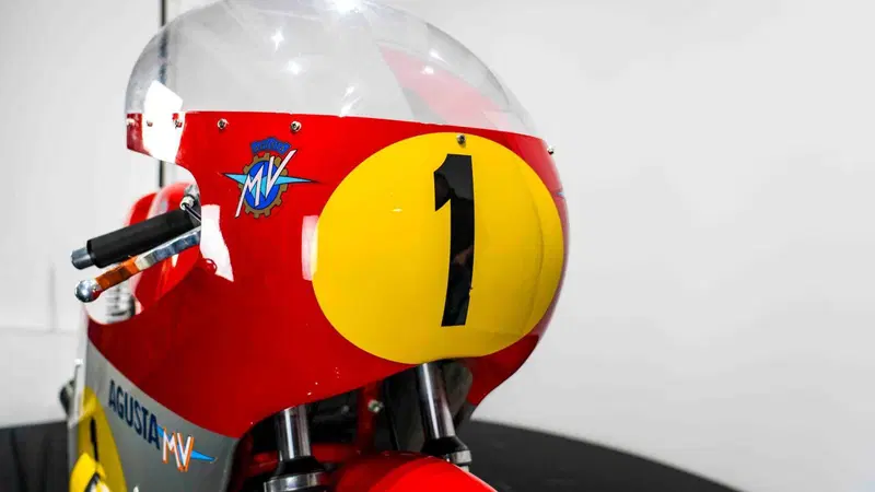 MV Agusta 500 GP replica Giacomo Agostini (16)