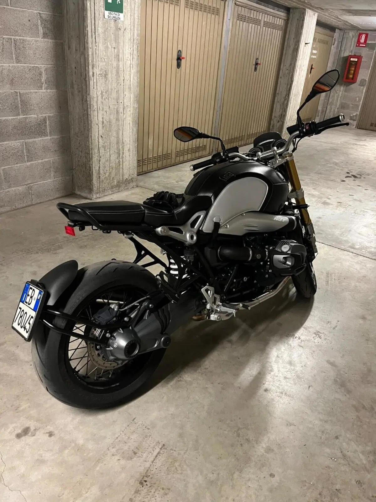 Bmw R nineT 1200 (2014 - 16) (9)