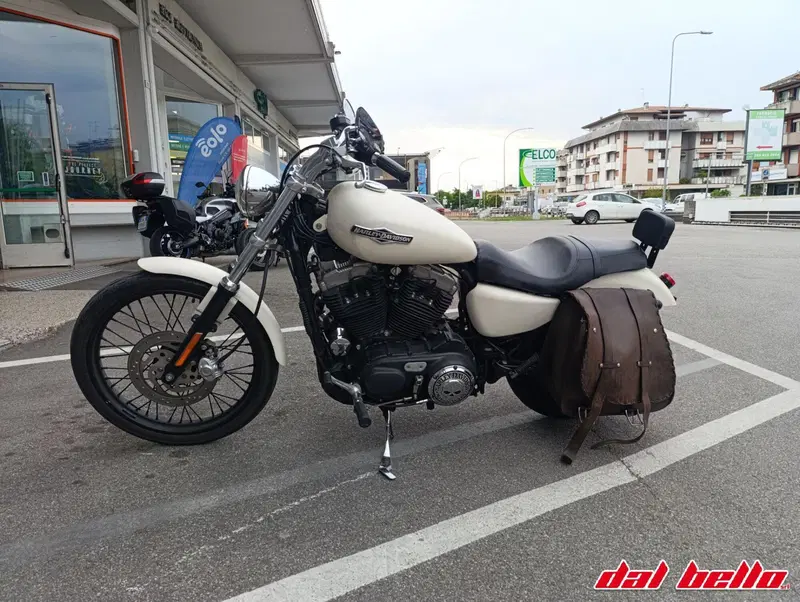 Harley-Davidson 883 Custom (2001 - 05) - XL 53C (3)
