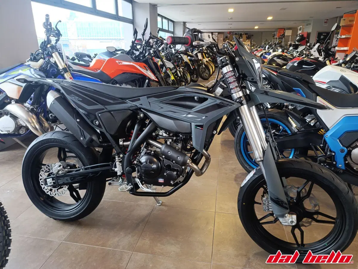 Betamotor RR 125 4T Motard T - X Special Edition (2025 - 26) (2)