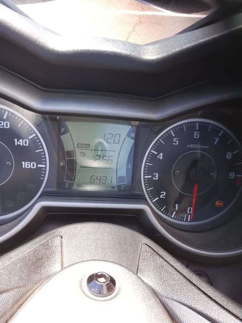 Yamaha X-Max 300 ABS (2017 - 20) (5)