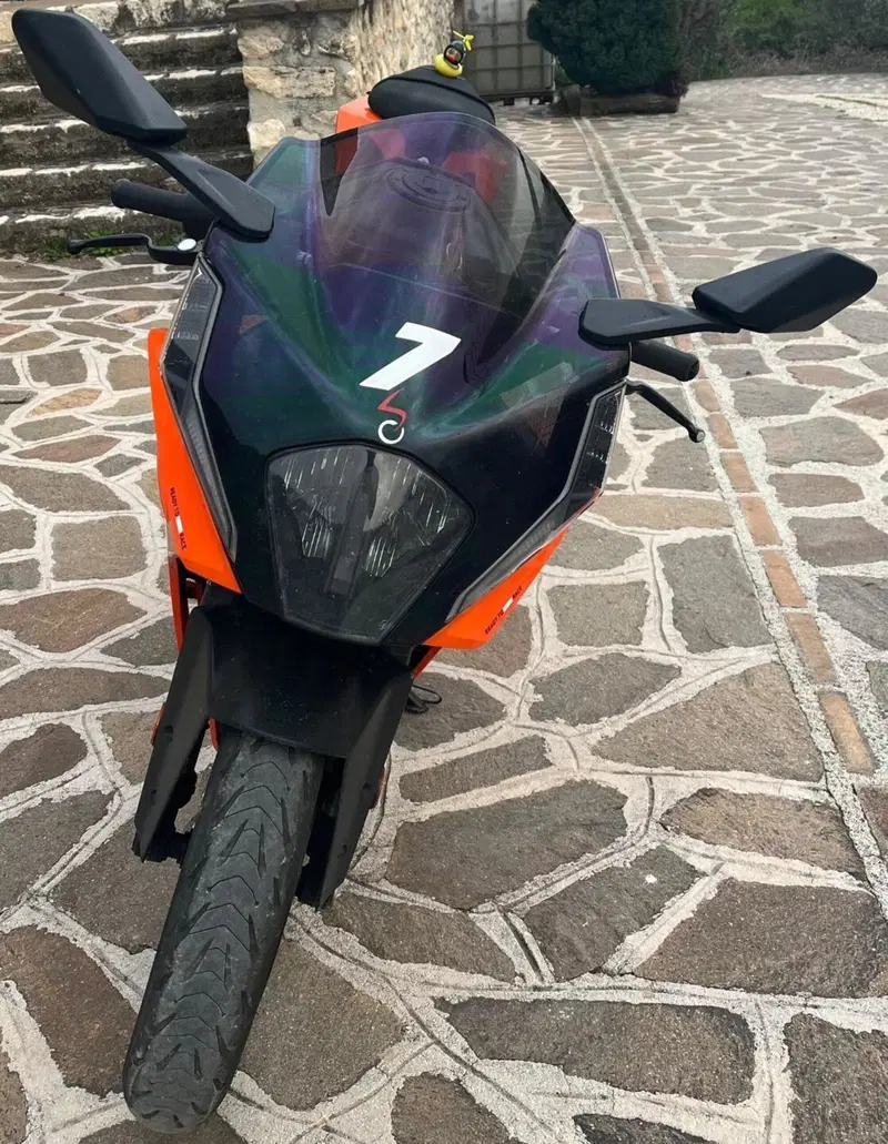 KTM RC 125 (2022 - 26) (6)