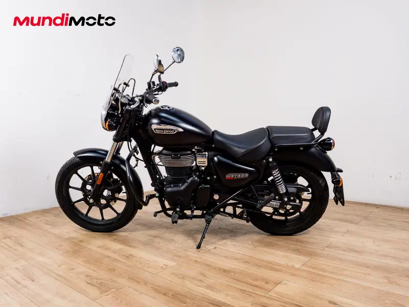 Royal Enfield Meteor 350 (2021 - 26) (5)